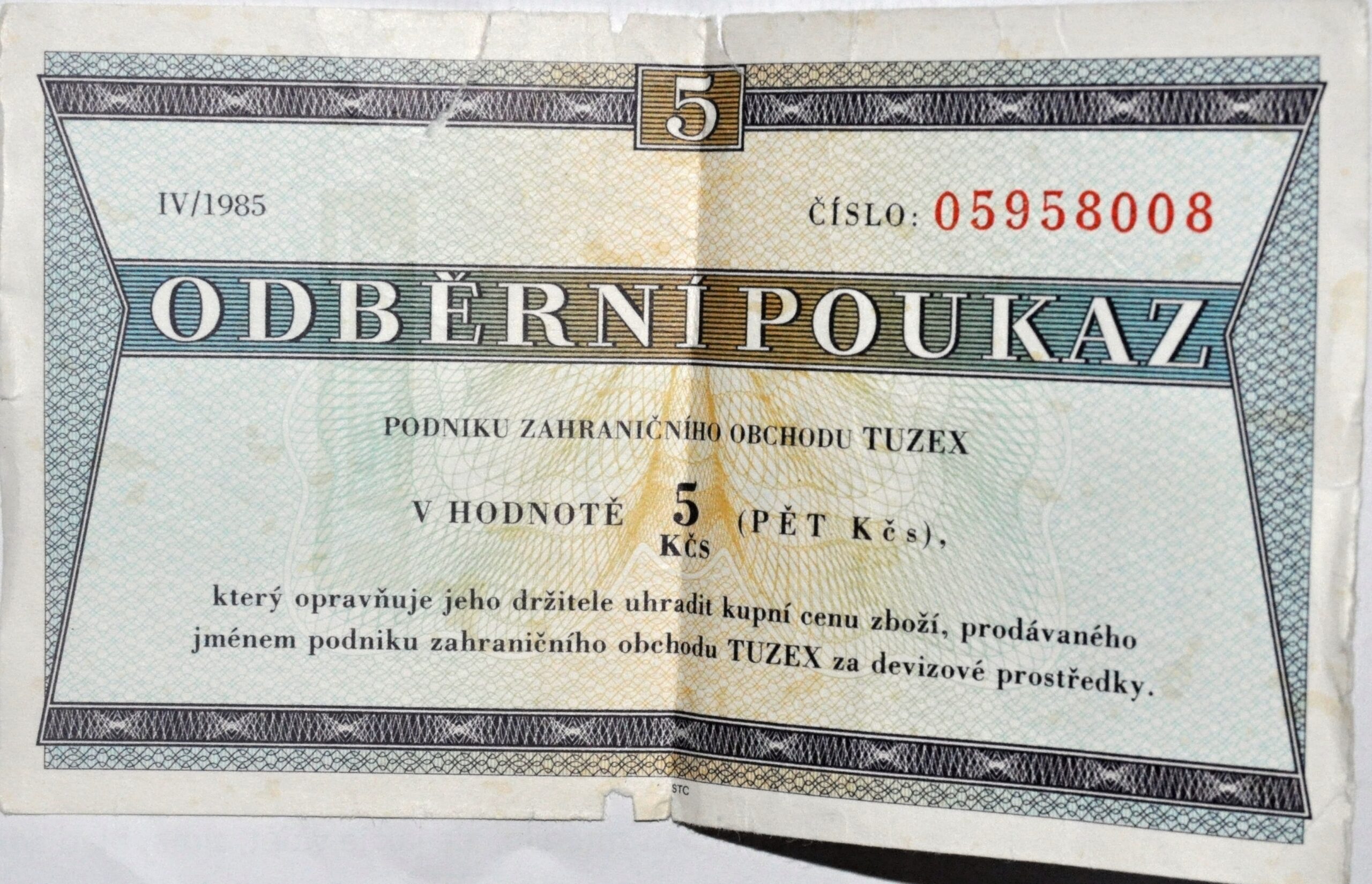 Odběrní poukaz podniku zahraničního obchodu Tuzex v hodnotě pět korun